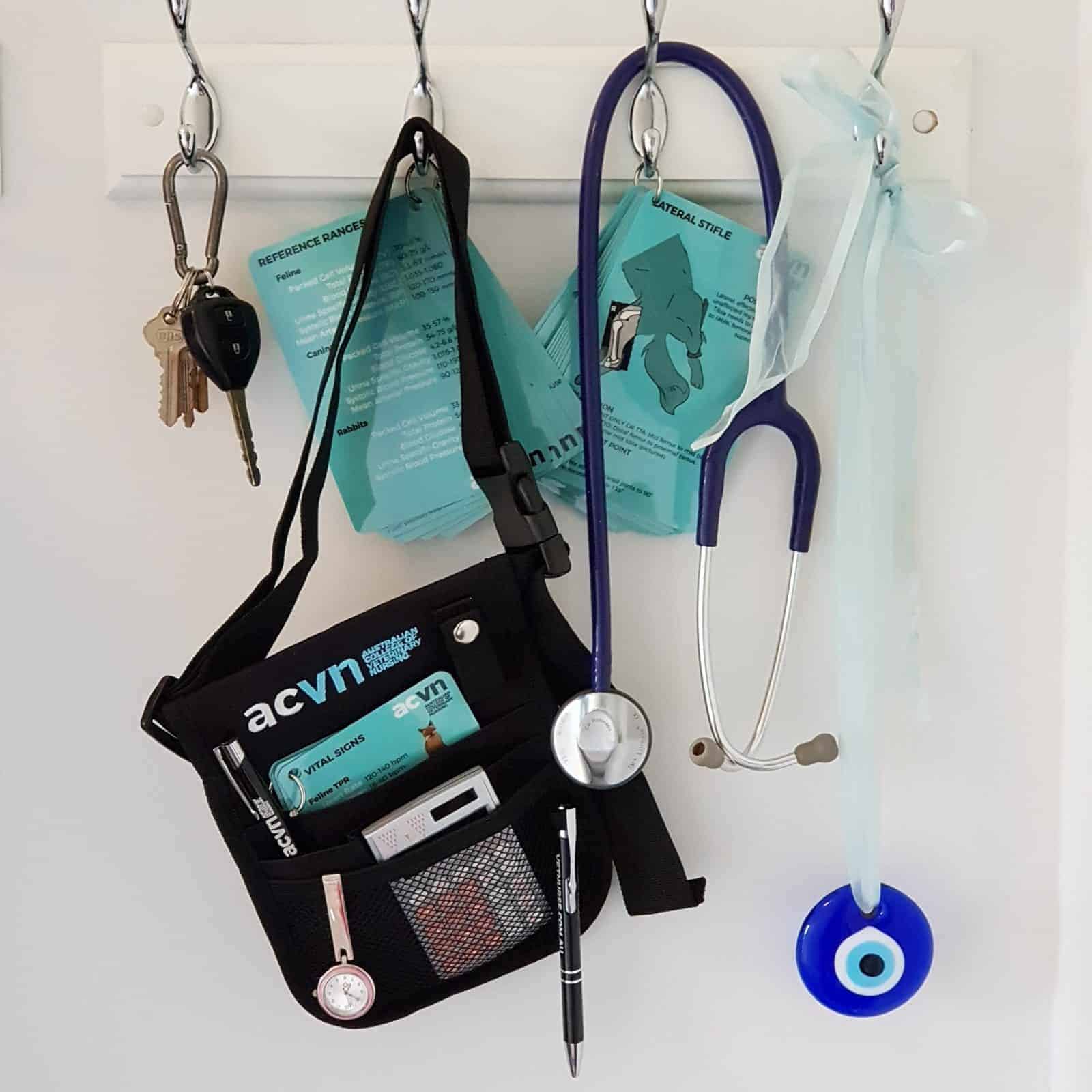 ACVN Nurse's Pouch Australian College of Veterinary Nursing